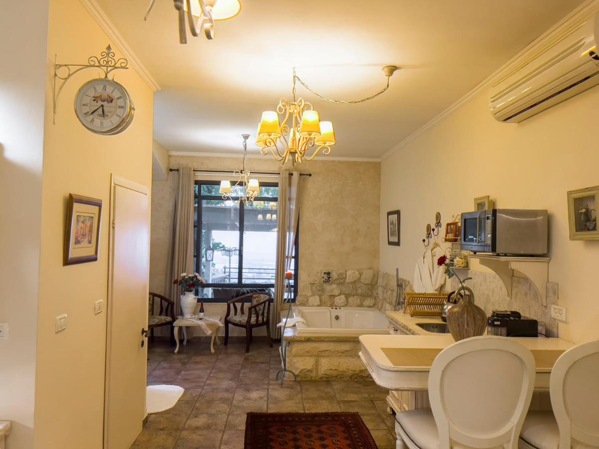 Adva High Above All Rosh Pinna Exterior foto